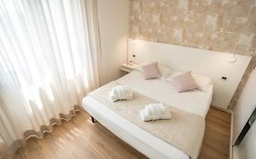 Rimini Bay Suites&Residence